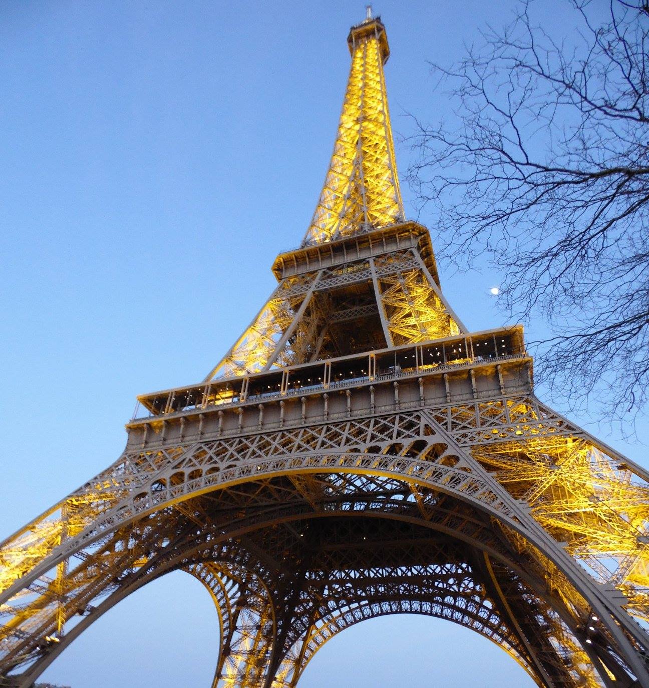 Shields Era Eiffel tower